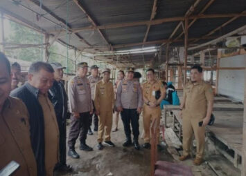 Kapolsek, Camat Galut Tinjau Lokasi Pasar yang Terkena Bencana