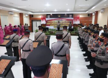 Kapolda Sulteng Lantik Tiga PJU dan Tiga Kapolres di Sulteng