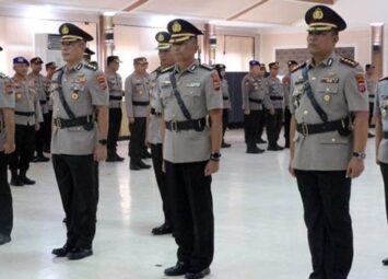 Kapolda Sulut Pimpin Sertijab Wakapolda dan 4 Pejabat Utama 