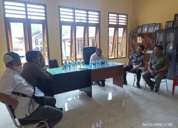 Bupati Anggarkan Pembangunan Jalan Desa Se Luat Harangan 4,6 M