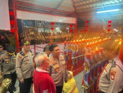 Pastikan Aman, Wakapolda Sulsel Pantau Klenteng Xiang Ma