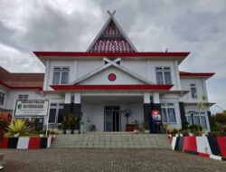 Kadis Pendidikan dan Rekanan Diduga Kongkalikong, Pengadaan Mobiler