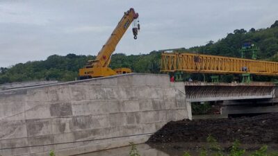 Proyek Jembatan Kembar Terbengkalai, Plt Kadis PU Kota Parepare Terkesan “Takut”