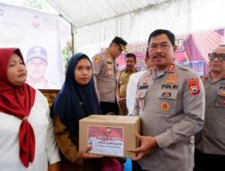 Kapolda Sulsel Bedah Rumah Keluarga Buruh Tani di Desa Tamanyeleng