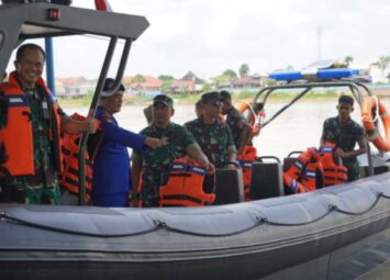 Kasi OPS Kasrem 042/Gapu Uji Coba Kapal Rigid Inflatable Boat