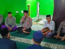 Kapolsek Polongbangkeng Utara di Desa Massamaturu Giat Jumat Curhat