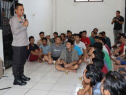 Kapolres Tanjab Barat Beri Wejangan ke Tahanan