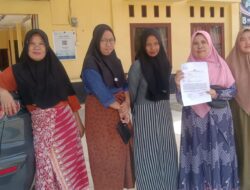 Emak-Emak Korban Arisan Buat LP di Polsek Rantau Panjang