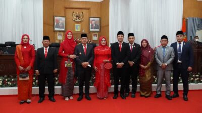 Bupati Zahir Hadiri Pengambilan Sumpah Jabatan PAW Anggota DPRD Batu Bara