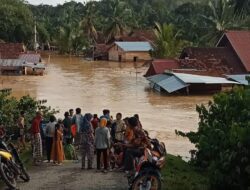 Desa Kunangan dilanda Banjir Hingga Capai 3 Meter 
