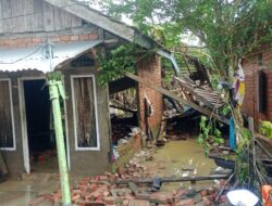 Pasca Bencana Banjir, Sejumlah Rumah Warga Rusak Parah