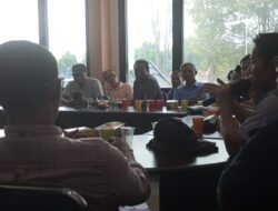 Rapat Penyelesaian Sengketa Kawasan Hutan Eks PT RKK, Kadis Kehutanan Melakukan Pembiaran