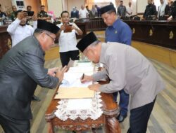 Bupati Jeneponto Hadiri Rapat Paripurna DPRD, Penyerahan Rancangan KUA dan PPAS APBD