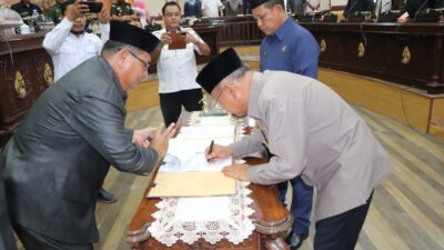 Bupati Jeneponto Hadiri Rapat Paripurna DPRD, Penyerahan Rancangan KUA dan PPAS APBD
