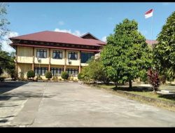 Pungli di Sekolah Tumbuh Subur, Siswa Diwajibkan Beli Buku Paket