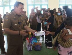 Pembagian Bantuan Sosial untuk Anak Berisiko Stunting di Kecamatan Momunu dan Tiloan