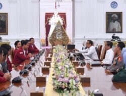 Presiden Jokowi Terima PP Hima Persis di Istana Merdeka