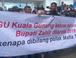 Relawan Zahir Tunjuk Aksi Damai di Depan Kantor Bupati Batu Bara
