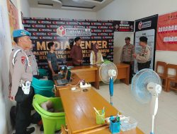 Polsek Marbo Polres Takalar Patroli ke Kantor PPK dan Panwaslu Dalam Rangka Harkamtibmas Jelang Pemilu 2024