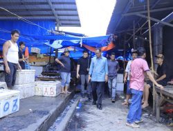 Sidak ke Pasar Sentral, Pj. Bupati Minta Kebersihan Pasar di Perhatikan