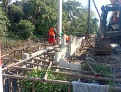 Diduga Molor Selesai Pelaksanaan Turap Sungai Sambas Kecil, DPD IWO Indonesia Angkat Bicara