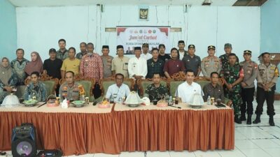Kapolres dan Dandim 1426 Takalar Gelar Jumat Curhat dengan Warga Galesong