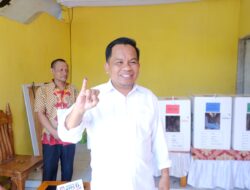Pj,Bupati Jeneponto Gunakan Hak Pilih Pemilu 2024 di TPS 01 Komp Rujab Bupati