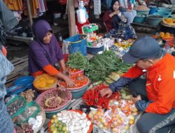 Pastikan Harga terkendali “Junaedi kunjungi Pasar Boyong Jeneponto