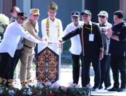 Presiden Jokowi Resmikan Bandara Singkawang Skema KPBU Jadi Percontohan
