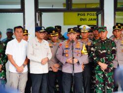 Kapolri Pastikan Beri Pelayanan Terbaik Bagi Keluarga Korban Kecelakaan Tol Cikampek