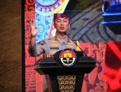 Kadiv Humas Polri Beri Penghargaan ke 7 Anggota dengan Nilai Sertifikasi Kompetensi Terbaik