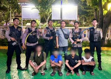 Konvoi Sambil Tenteng Sajam Di Grogol Petamburan, 4 Remaja Ini Diamankan Polres Jakbar
