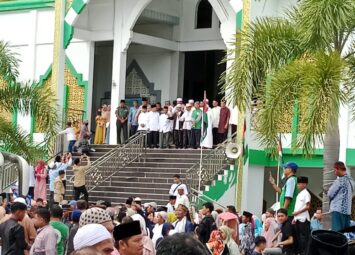 Danramil 05/Pemangkat Hadiri Pelepasan Jamaah Haji Lima Kecamatan Di Kab. Sambas