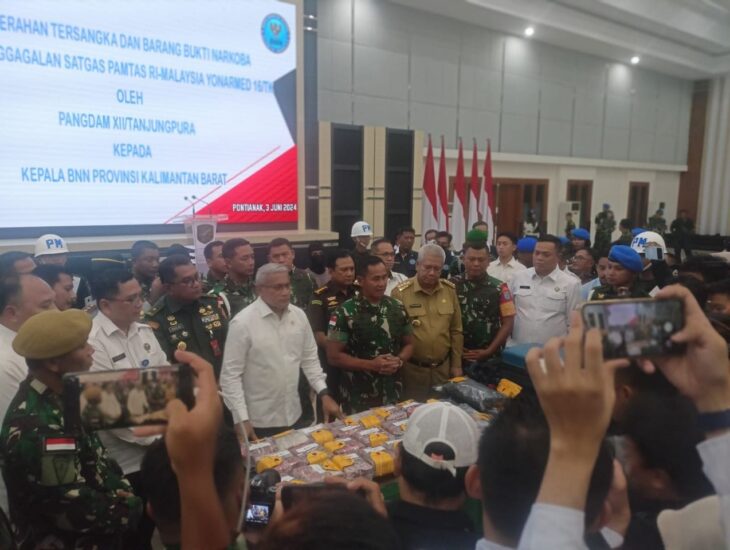 Dansatgas Pamtas RI-Mly Yonarmed 16/TK Hadiri Penyerahan Barang Bukti Sabu 21,2 Kg