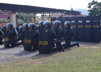 Asah Kemampuan Satbrimob Polda Kalbar Dalam Persiapan Pengamanan Pilkada
