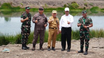Pangdam XII/Tpr Dampingi Mentan RI Tinjau Lokasi Oplah dan Cetak Sawah