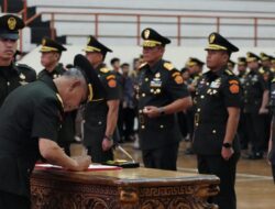 Kasum TNI Terima Laporan Korps Kenaikan Pangkat 97 Perwira Tinggi TNI dan Pimpin Sertijab Jajaran Balakpus Mabes TNI