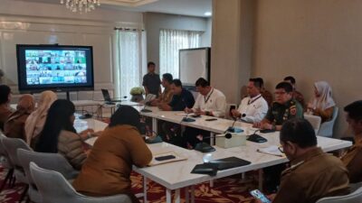 Pamen Ahli Bid Ilpengtek dan LH Poksahli Pangdam XIV/Hsn Ikuti Rakor Pengendalian Inflasi Daerah Melalui Virtual