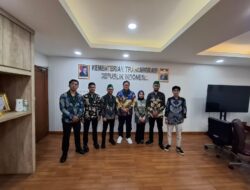 Terima Pengurus HMI Jakarta Raya, Wamen Viva Yoga Ajak Generasi Muda Bangkitkan Semangat Hari Kebangkitan Nasional