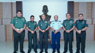 Pangdam XIV/Hsn Terima Kunjungan Silaturahmi Kaotmilti IV Makassar