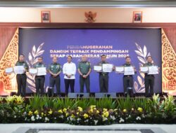 Dandim 1420/Sidrap Terima Penghargaan Sebagai Dandim Terbaik pada HUT ke-58 Perum Bulog