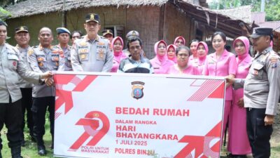 Kapolres Binjai Salurkan Bantuan Sosial Kepada Masyarakat Sei Bingai