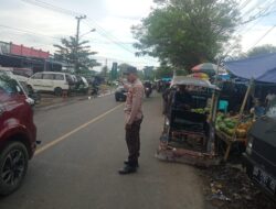 Polsek Marbo Gelar KRYD di Depan Pasar Lengkese, Atur Lalu Lintas dan Jaga Ketertiban Warga
