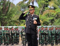 KAPOLRES TAKALAR PIMPIN UPACARA ZIARAH NASIONAL PERINGATI HUT KE-80 RI DI TMP POLOMBANGKENG