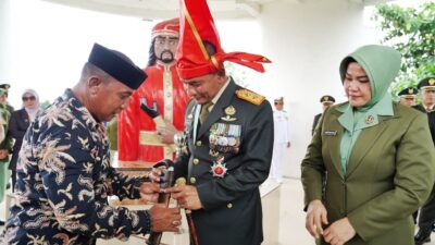 Momentum Hari Pahlawan, Pangdam Hasanuddin Kobarkan Semangat Juang dan Tebar Kepedulian