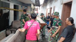 Respon Cepat, Yonzipur 8/SMG Bantu Korban Kebakaran di Panambungan