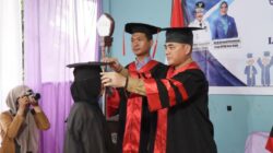 Semangat Tak Mengenal Usia, Pj Sekdako Binjai Resmi Membuka Wisuda 28 Lansia Sekolah Surya Senja Mandiri
