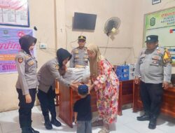 Jumat Berkah Polres Takalar Salurkan Makanan Bergizi untuk Anak Stunting dan Ibu Hamil di Mappakasunggu