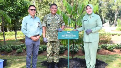 Wujud Kepedulian terhadap Lingkungan, Pangdam XIV/Hasanuddin Tinggalkan Jejak Hijau di Taman Kehati