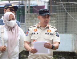 Kasat Pol PP Kota Binjai Pimpin Penertipan Bangunan Tanpa Izin di Bantaran Sungai Kawasan Binjai Selatan